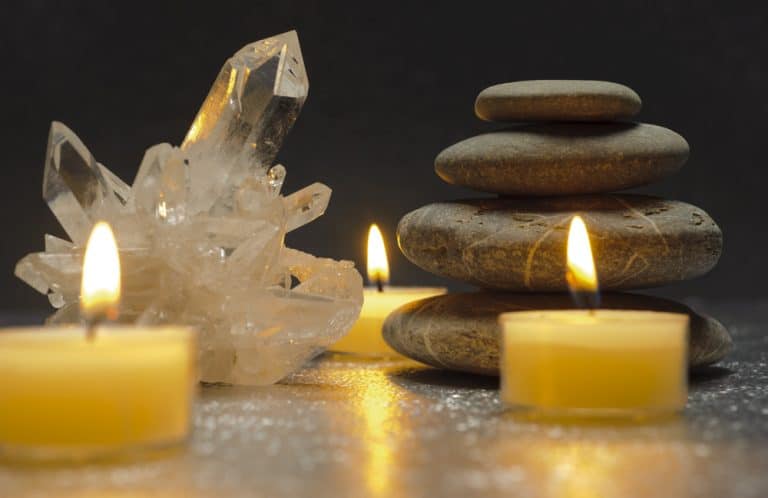Why Put Crystals In Candles – What Are The Benefits? – flamestuff.com